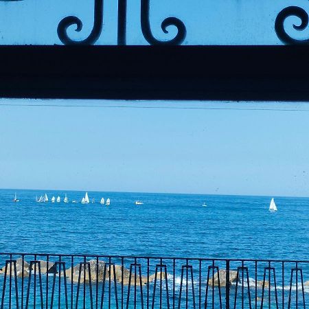 Levante Seaview Apartment Syrakuzy Zewnętrze zdjęcie